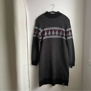 Sweater Dress Black with Winter pattern-Tag Cabin Life Collection-size M
